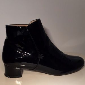 Robert Clergerie Black Patent Leather Boots S 7